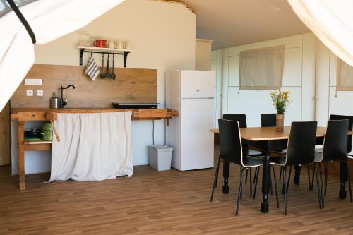 Udvendig, Glamping Kolpa Resort in Gradac