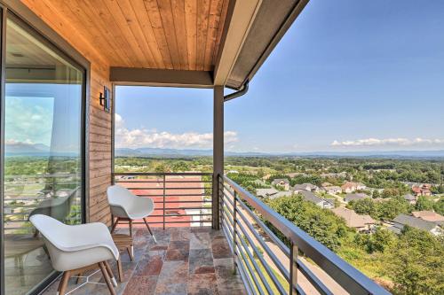 Luxe Asheville Home w/ Stunning Mountain Views! in Marion (NC)