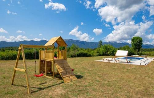 Wooden House Sveti Rok