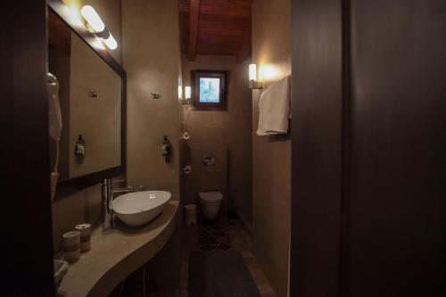 Hotel Meteora - image 13
