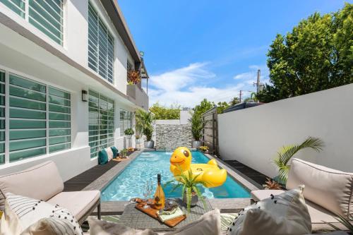 S4 at HighSoClub with Pool and Private Shuttle - image 2