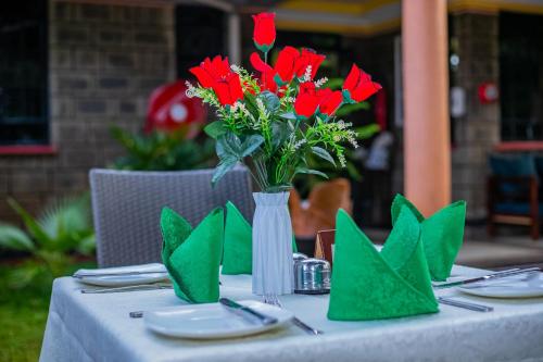 ห้องอาหาร, Lovely Garden Guest Home in คีซูมู