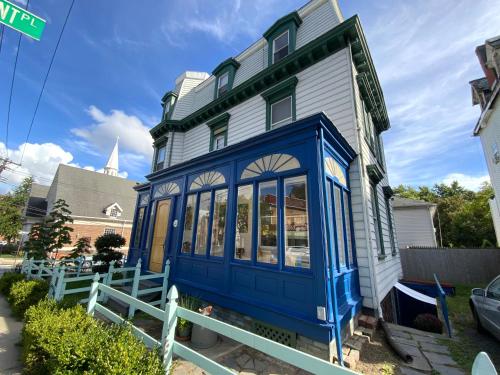 Exterior view, Fort Pl B&B in Staten Island