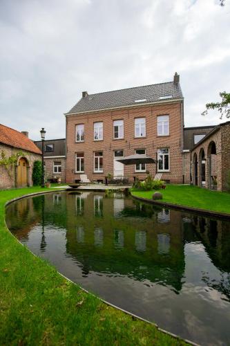 Amand'eau - zwemvijver, zonneterras, grote tuin in Sint-Amands