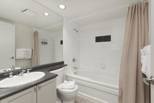 Tyndall stone lodge by Cozystay signature Whistler in Whistler, Canada