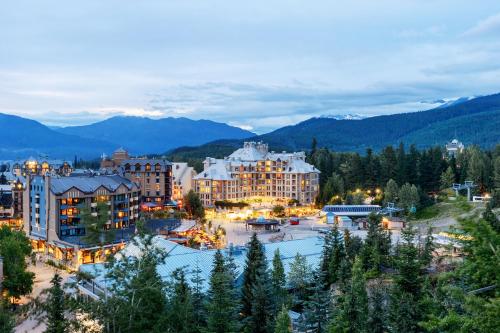 Tyndall stone lodge by Cozystay signature Whistler in Whistler, Canada