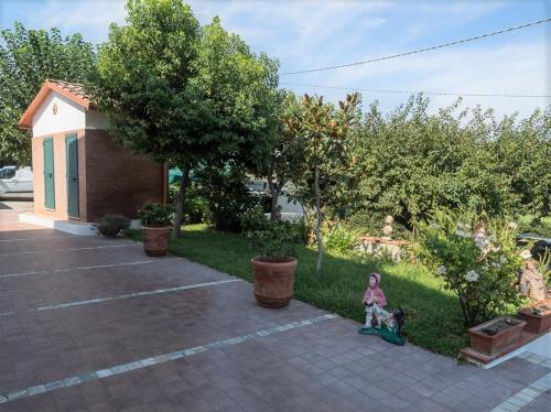 สวน, Casa Marietta in โคเซนซา