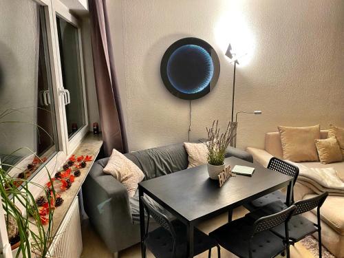 2 Zimmer Apartment mit Blick auf den Kolner Dom