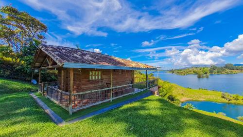 Loge Cabaña peñol-guatape