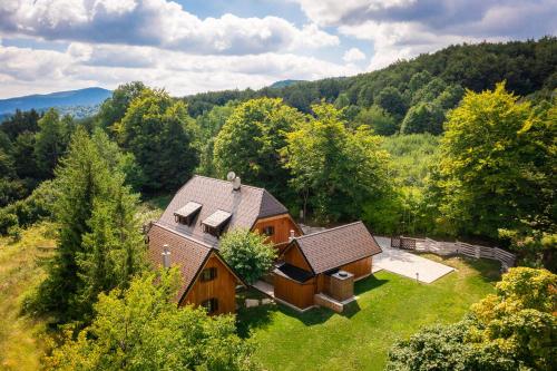 Fenomen Plitvice Gornja Jezera - Chalet - Plitvica selo