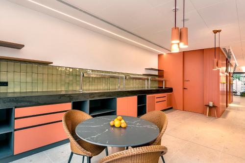 設施, 橙子酒店 (Hotel Orangine) in 洛斯皮塔萊de Llobregat