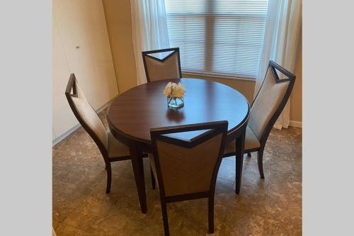 Eds Englewood Well Furnished Home in Englewood, USA