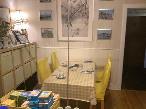 Eten en drinken, Nethermains House in Kilwinning