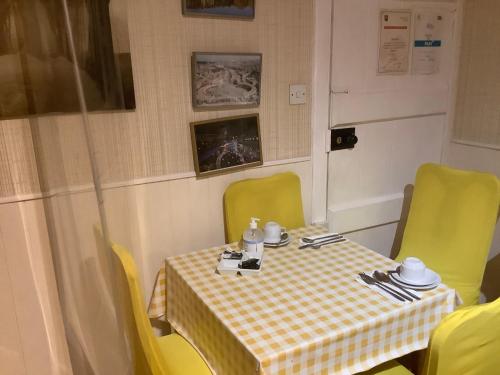 Eten en drinken, Nethermains House in Kilwinning