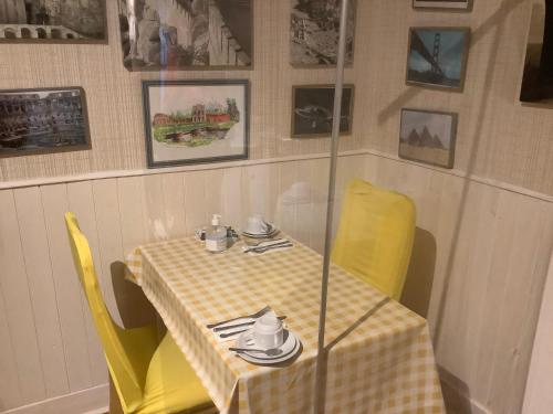 Eten en drinken, Nethermains House in Kilwinning