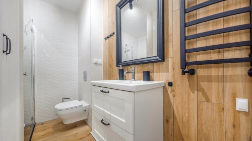 One-Bedroom Apartment image 2
