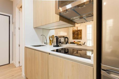 For You Rentals Puerta del Sol Apartments TEMPORAL PRE104B