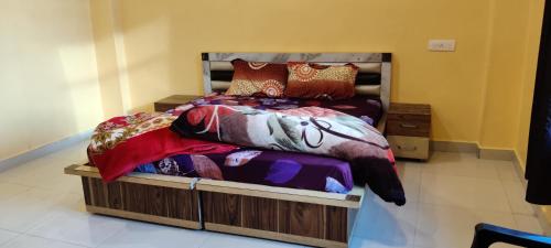 Hotel Tungsten, Kasol