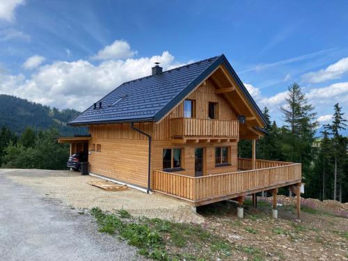  Chalet am Skigebiet mit Sauna, Bar, Billard, Carport und Kinderspielzimmer in Bad Sankt Leonhard im Lavanttal