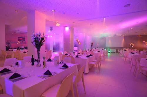 Restaurant, King Solomon Hotel in North Promenade