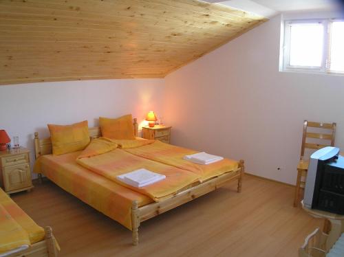 Karadzhovy Guest House - main image