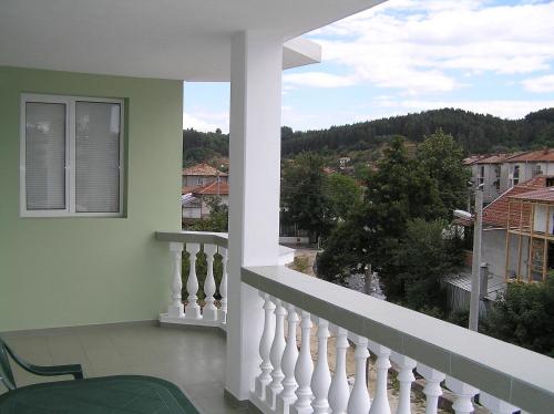 Karadzhovy Guest House in Kalofer