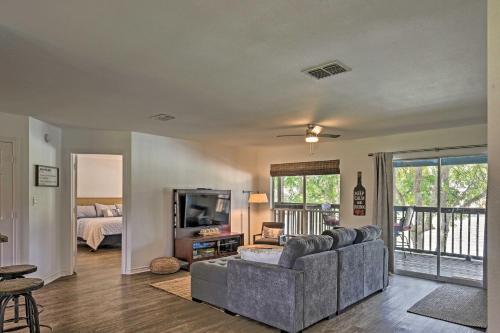 Guadalupe River Retreat with Private Yard in Seguin, USA