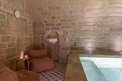 Le Petit Beaumarchais Hotel & Spa