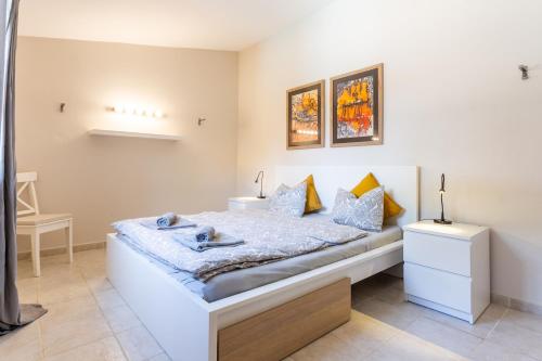  2 Private rooms at Casa Pedro in Raposeira in Raposeira