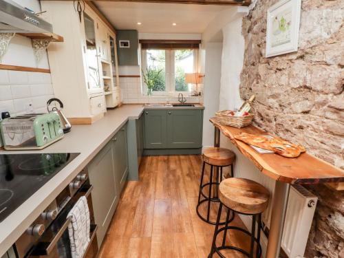 Old Pump Cottage in Wilton