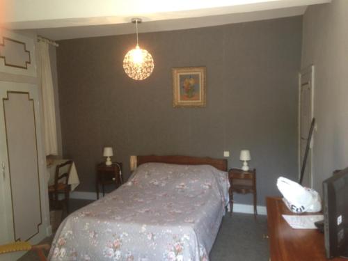 1 queen bed