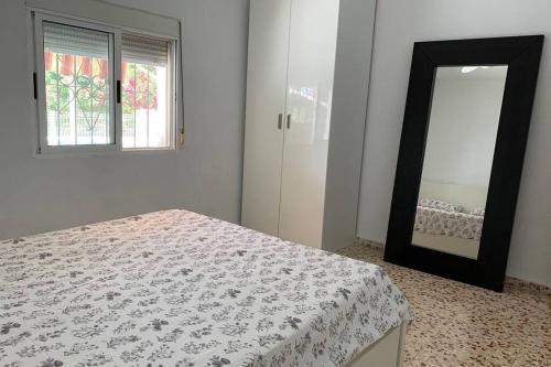  Casa rural con piscina / Cottage house with swimming pool in Elche