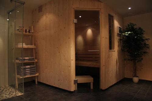 ซาวน่า, Gastehaus Sonnleit`n in เลงกริส