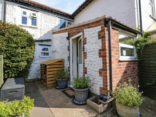 Cobbler's Cottage - image 2