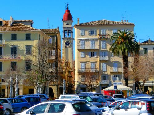 Ami's House only for WOMEN dormer in Korfu