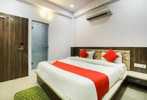 HOTEL MAHESHWARI