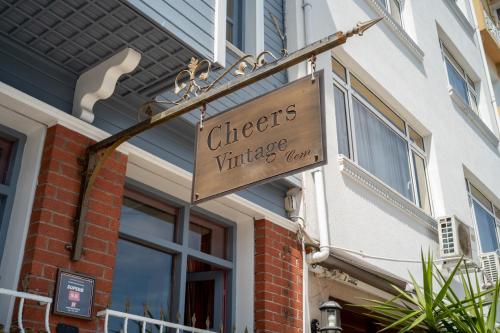 Cheers Vintage Hostel in Istanbul