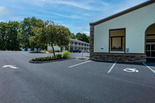 Rodeway Inn Poughkeepsie in Poughkeepsie, USA