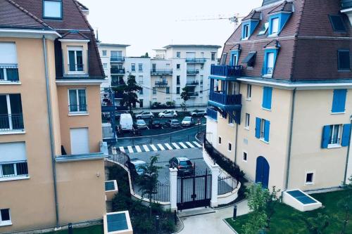 Apartment in Paris Suburb, 15 minutes to center. - Location saisonnière - Le Blanc-Mesnil