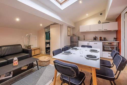 Facilities, Appartements Emile Fourcand -Your Bordeaux Home near Brasserie le Johnston