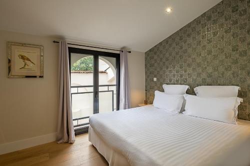 Appartements Emile Fourcand -Your Bordeaux Home near Brasserie le Johnston