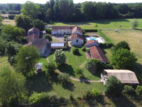 Le Clos de Saires Lodges