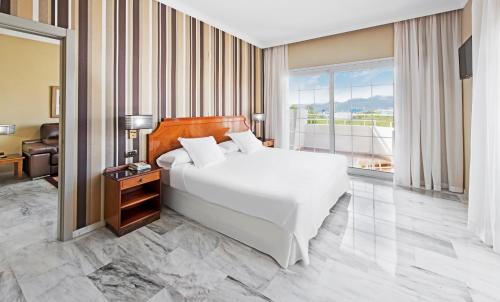 Elba Motril Beach & Business Hotel. in 莫特瑞尔