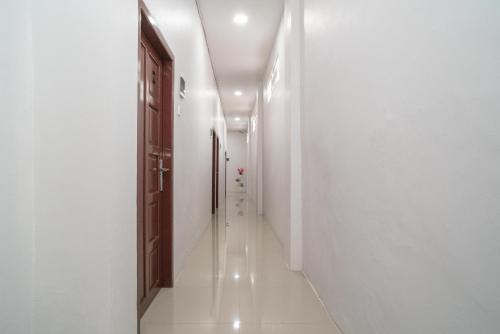 RedDoorz Syariah near Jalan Ahmad Yani Banjarmasin 3