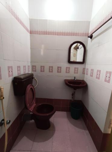 Double or Twin Room image 7