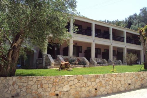  Medusa Lux Apartments, Pension in Liapades