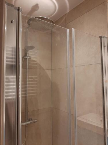 Apartment image 10