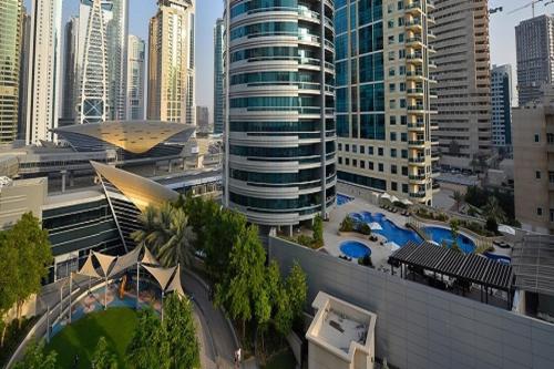Luxury 4 Bedroom Apartment in Horizon Tower