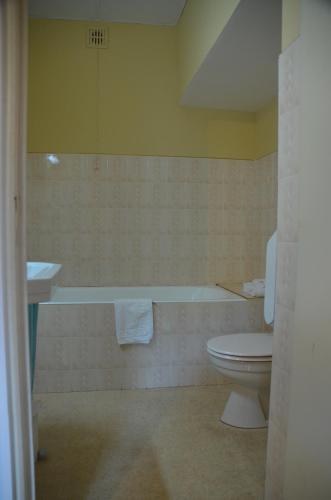 2 double beds