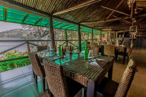Bunyonyi Overland Resort in Kabale